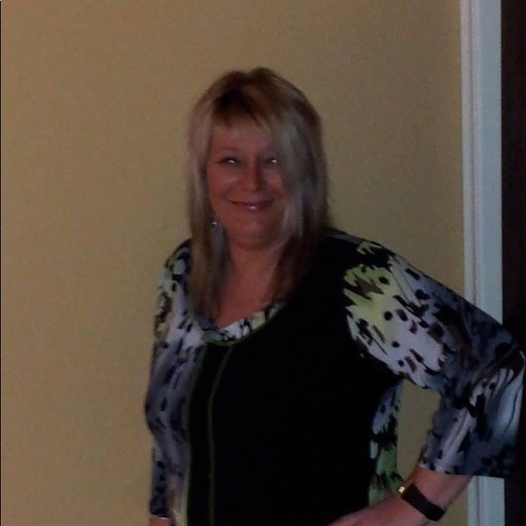 Meet your Posher, Sylvie - Picture 3 of 8